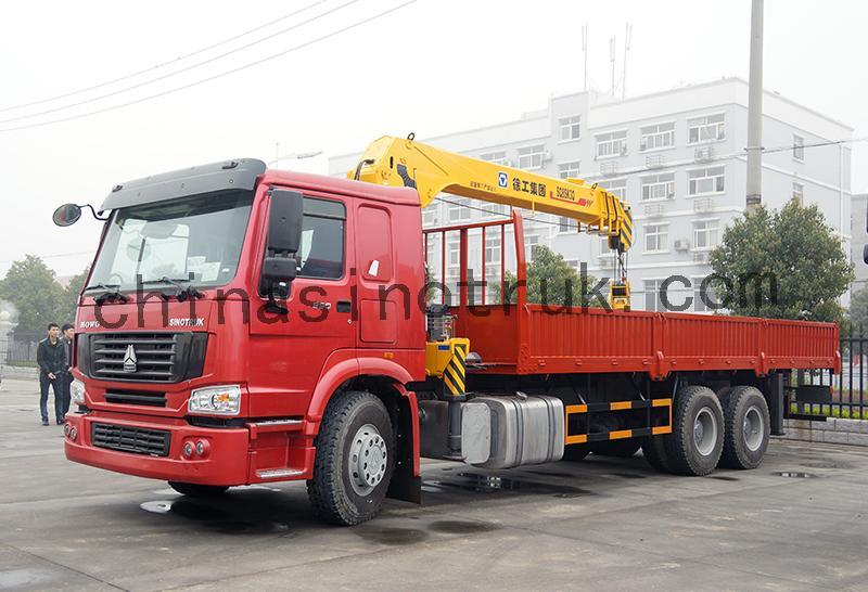 Choose SINOTRUK for high-quality Prime mover